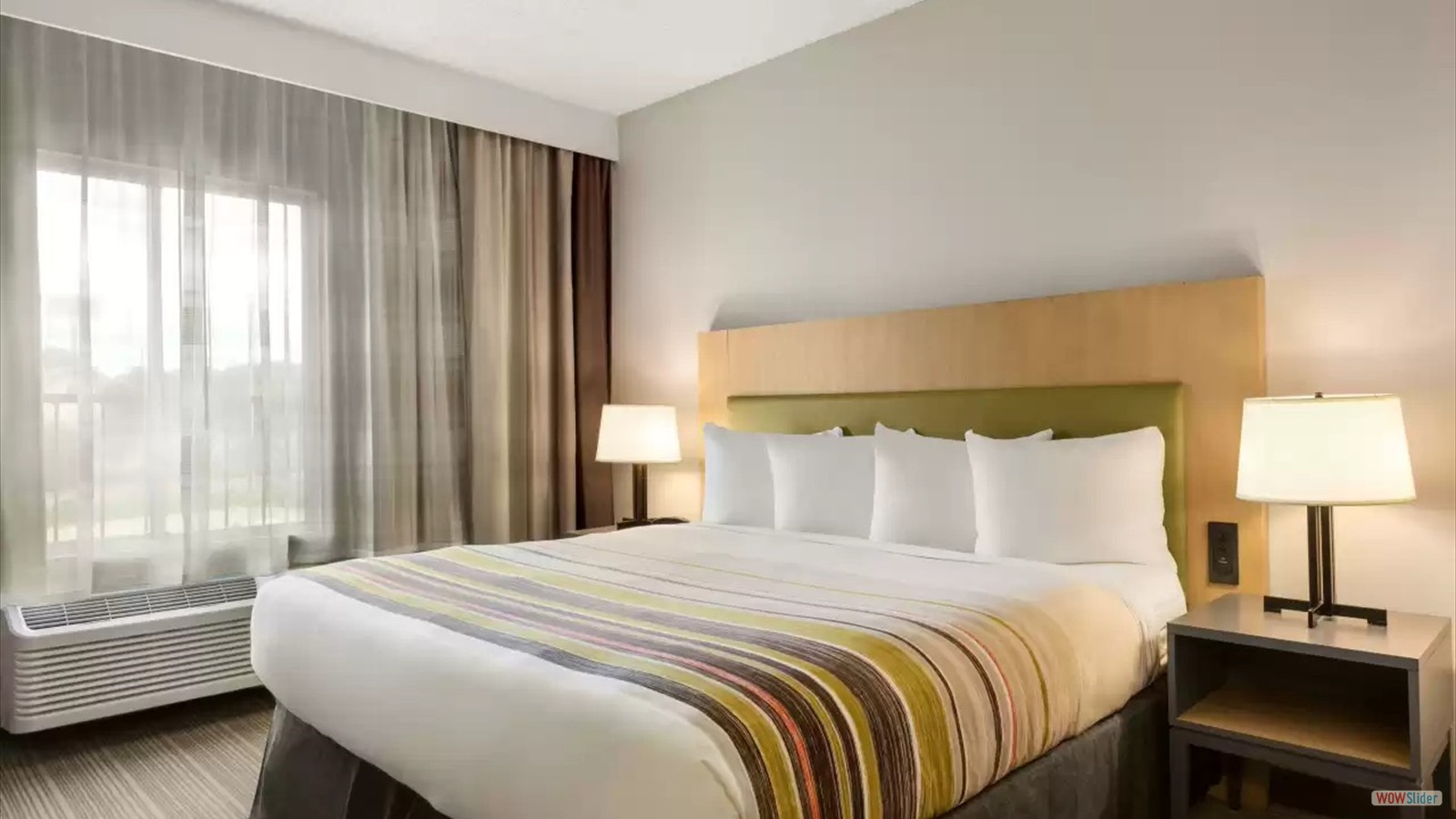 Studio-Suites-Specialty-Rooms-One-Bed